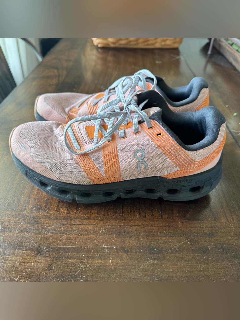 On Cloudgo Running Shoes Women's Size 9.5